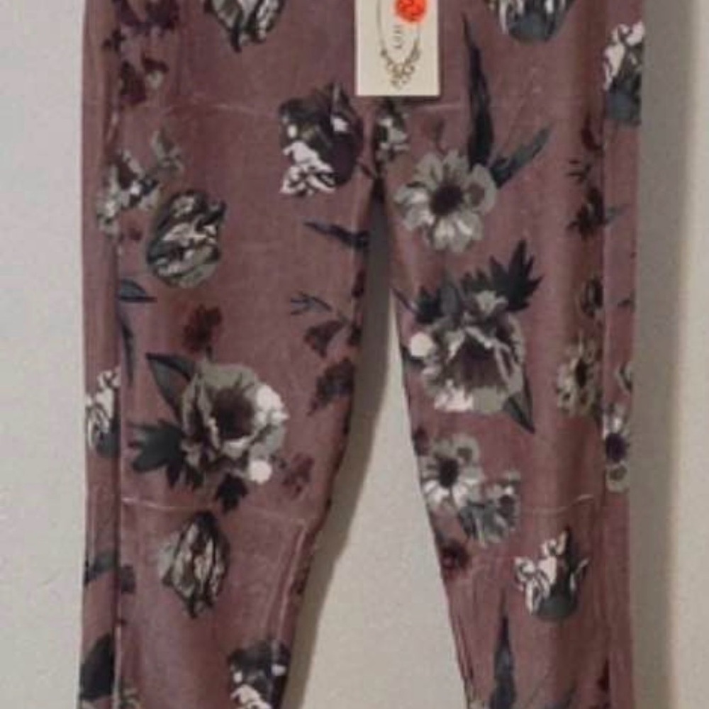 Kids Floral Casual Bottoms - Mauve Floral